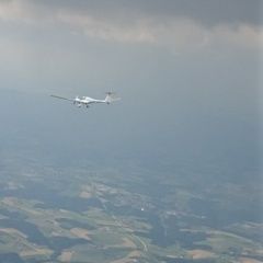 Flugwegposition um 14:24:25: Aufgenommen in der Nähe von Gemeinde Herzogsdorf, Österreich in 2303 Meter
